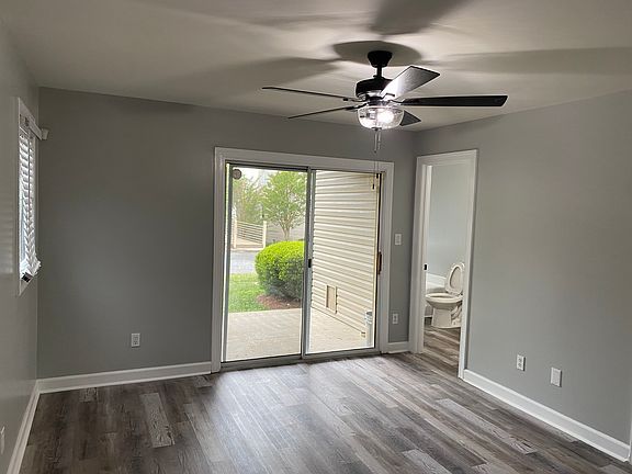 3rd image of 14550 Waterside Dr