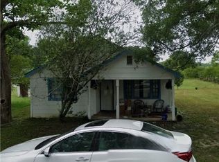 111 S Hotel St, Autryville, NC 28318
