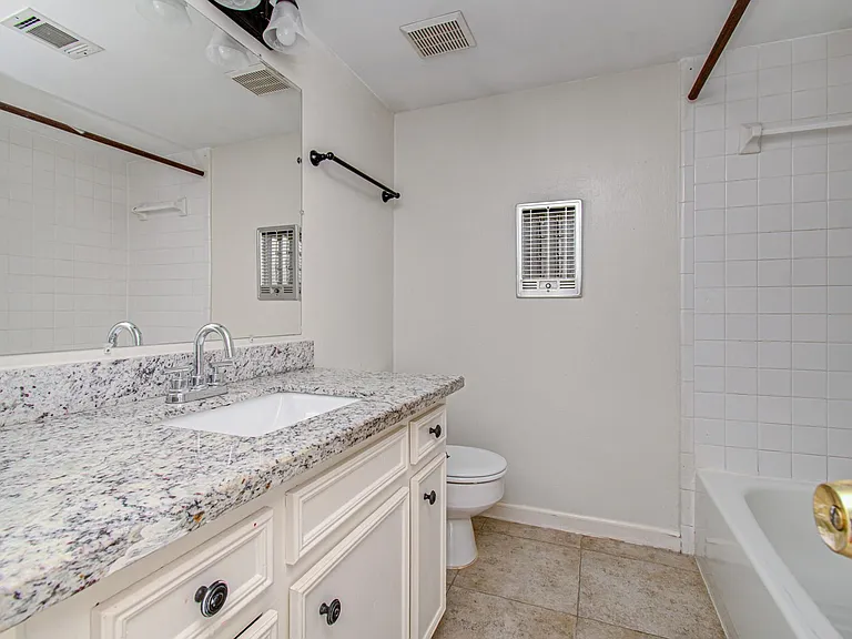 823 S Ripple Creek Dr — Photo 27