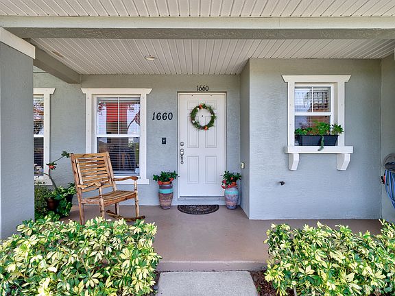 3rd image of 1660 Pointe W Way