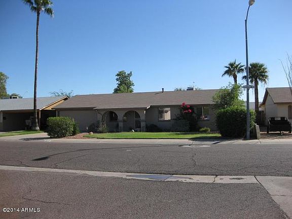 2nd image of 3615 E Ludlow Dr
