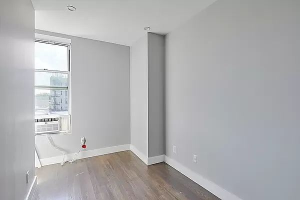 Rented by Green Leaf Management, LLC | media 15