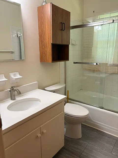 2 bed, 1.5 bath, $1,700 — Photo 2