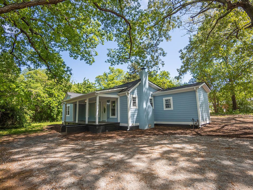 1st image of 132 Oak Hill Dr