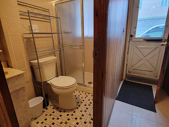 5th image of 6918 173rd St #Ll