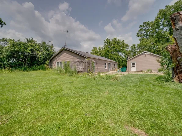 38W311 State Route 64 Hwy, Saint Charles, IL 60175