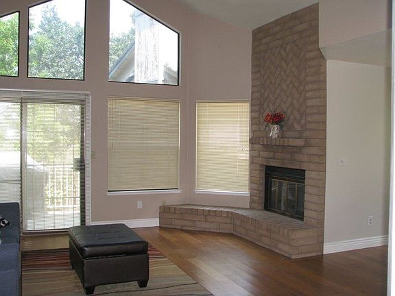 3rd image of 11061 Tanglewood Dr