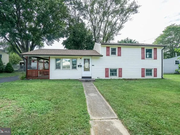 2 Cherry Ln, Elkton, MD 21921
