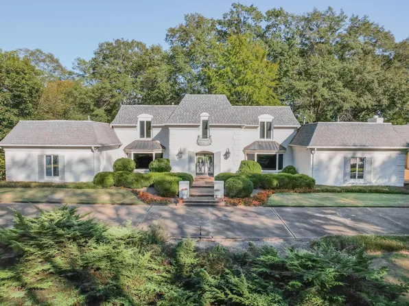 1914 Oak Ln, Corinth, MS 38834