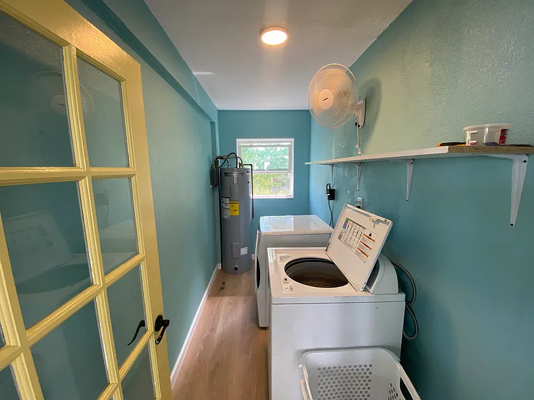 531 De Narvaez Dr — Photo 32