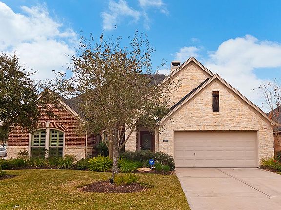 5th image of 2410 Shadow Oaks Dr