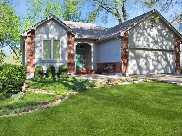 17800 E 30th Dr S, Independence, MO 64057