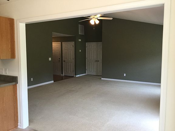 4th image of 54 Creekwalk Ln