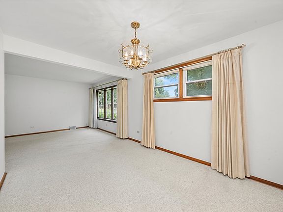 5th image of 21318 S Jeffrey Dr