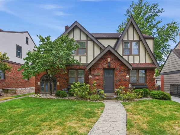 1279 W 72nd Ter, Kansas City, MO 64114