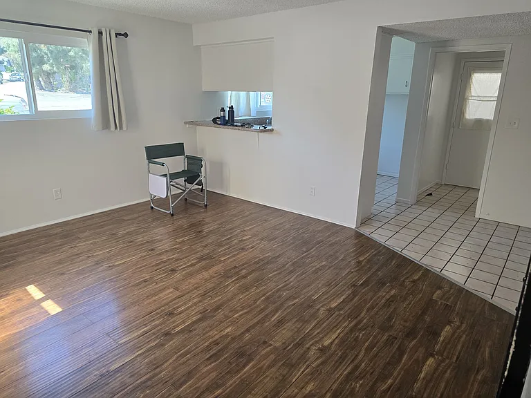 428 E Foothill Blvd #A — Photo 9
