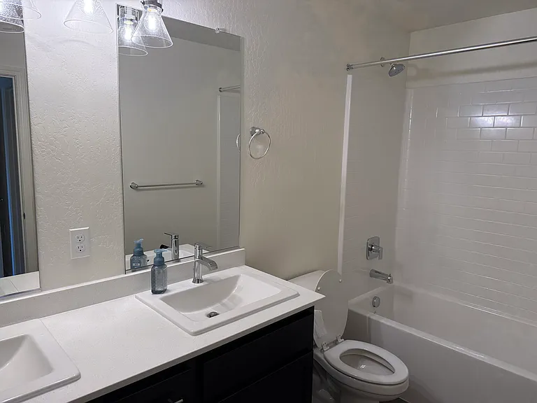 675 Skyler Ln — Photo 7