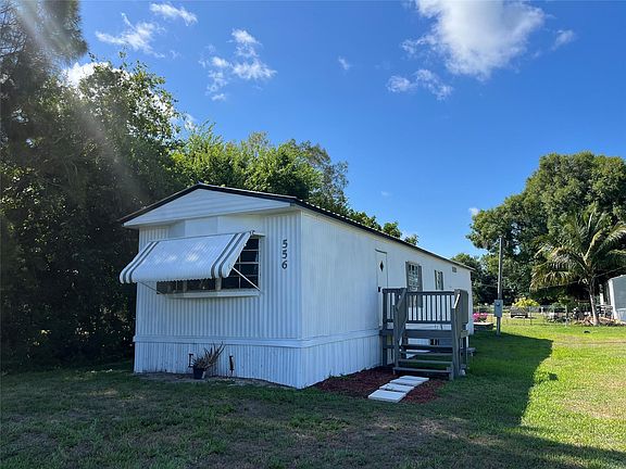 2nd image of 556 Avenue