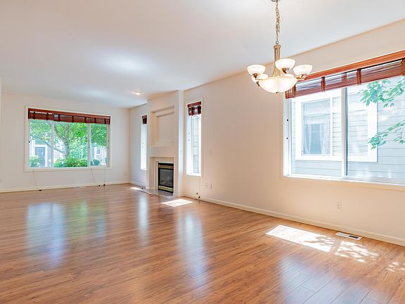 4th image of 14176 SE 8th St #14176