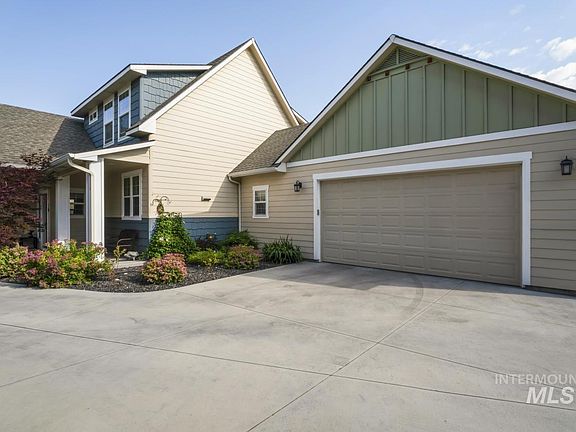 4th image of 5953 N Willowdale Ln