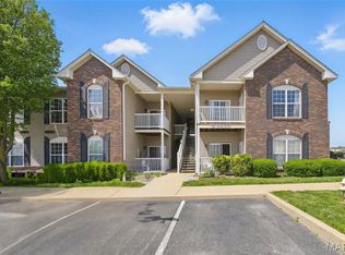 6401 Brookfield Court Dr APT 207, Saint Louis, MO 63129