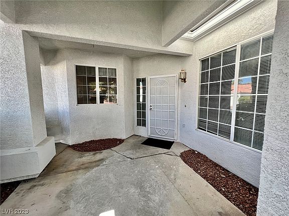 3rd image of 8767 Crystal Port Ave