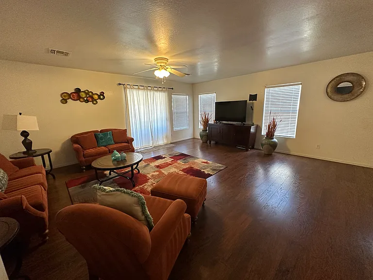 43391 W Elizabeth Ave — Photo 4
