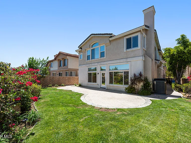 2946 Venezia Ln — Photo 31