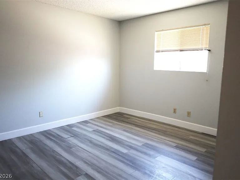 1309 E Cartier Ave #2 — Photo 14