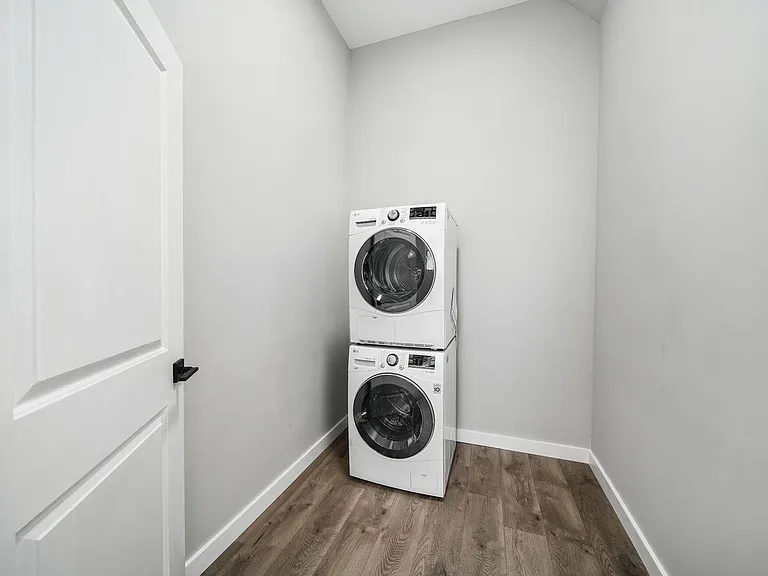 1439 S 6th St #1F — Photo 9