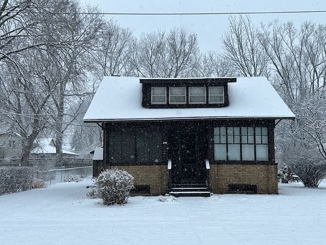1st image of 429 W Madison St