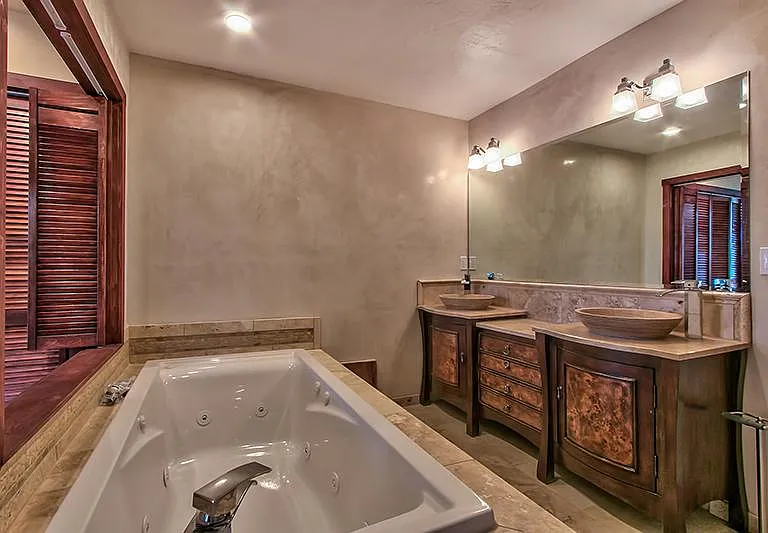 395 Sherwood Dr — Photo 10