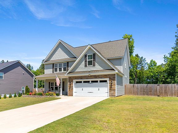 2nd image of 60 Melvill Ln