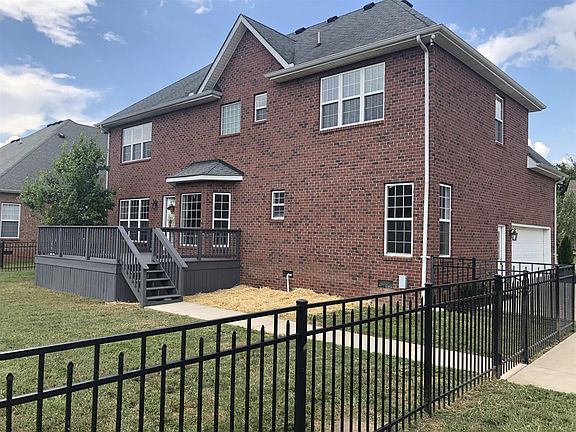 3rd image of 3421 Genoa Dr