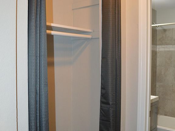5th image of 1600 Park Ave #2