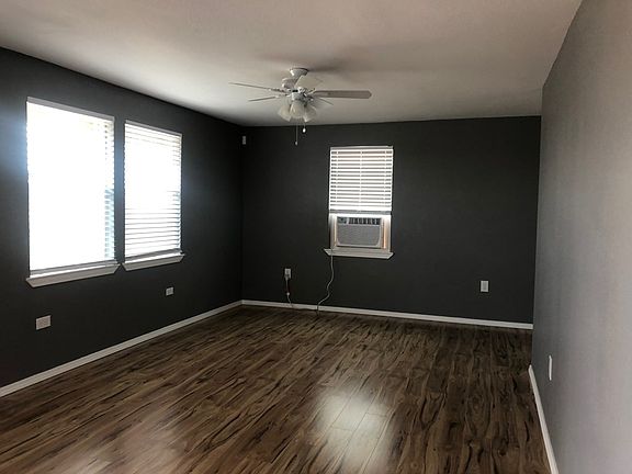 3rd image of 1407 E California Ave