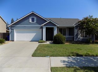 2758 Moir Ave, Sanger, CA
