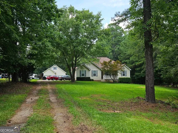460 Hilo Rd, Fayetteville, GA 30215