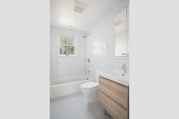 Rented by Stribling | media 10