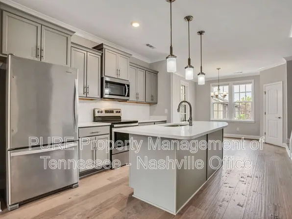 201 H Burns Ave, Nashville, TN 37203