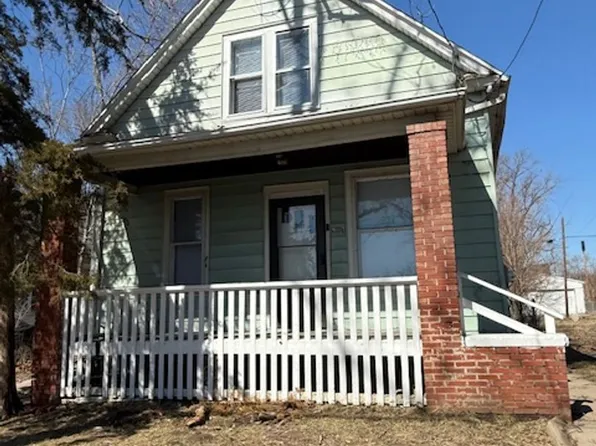 903 W Brons Ave, Peoria, IL 61604