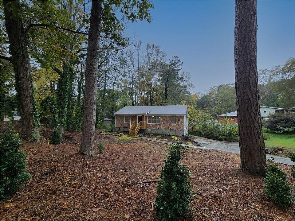 1st image of 2026 Mills Ln SE