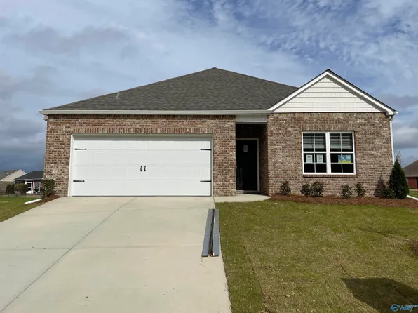 2315 Cypress Bend Cir, Gadsden, AL 35903