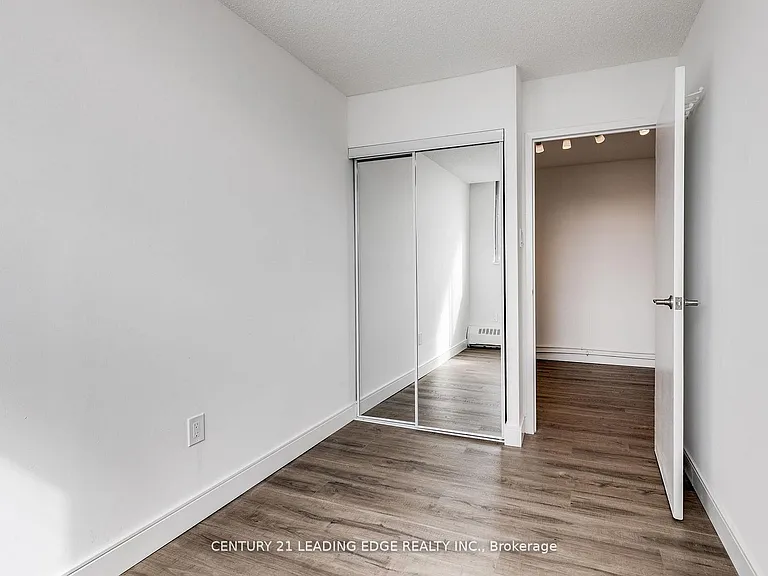 200 Lotherton Ptwy #1208 — Photo 3