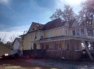 301 S Edwards St, Altamont, IL 62411