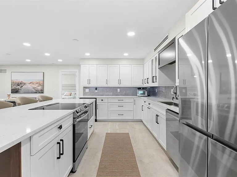 800 Benjamin Franklin Dr #505 — Photo 5