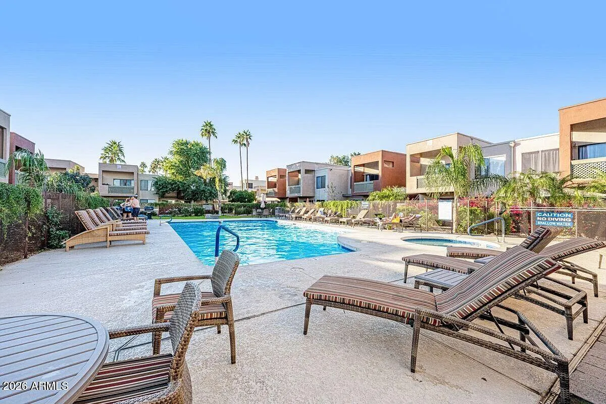 1 bed, 1.0 bath, 725 sqft, $3,100 — Photo 4