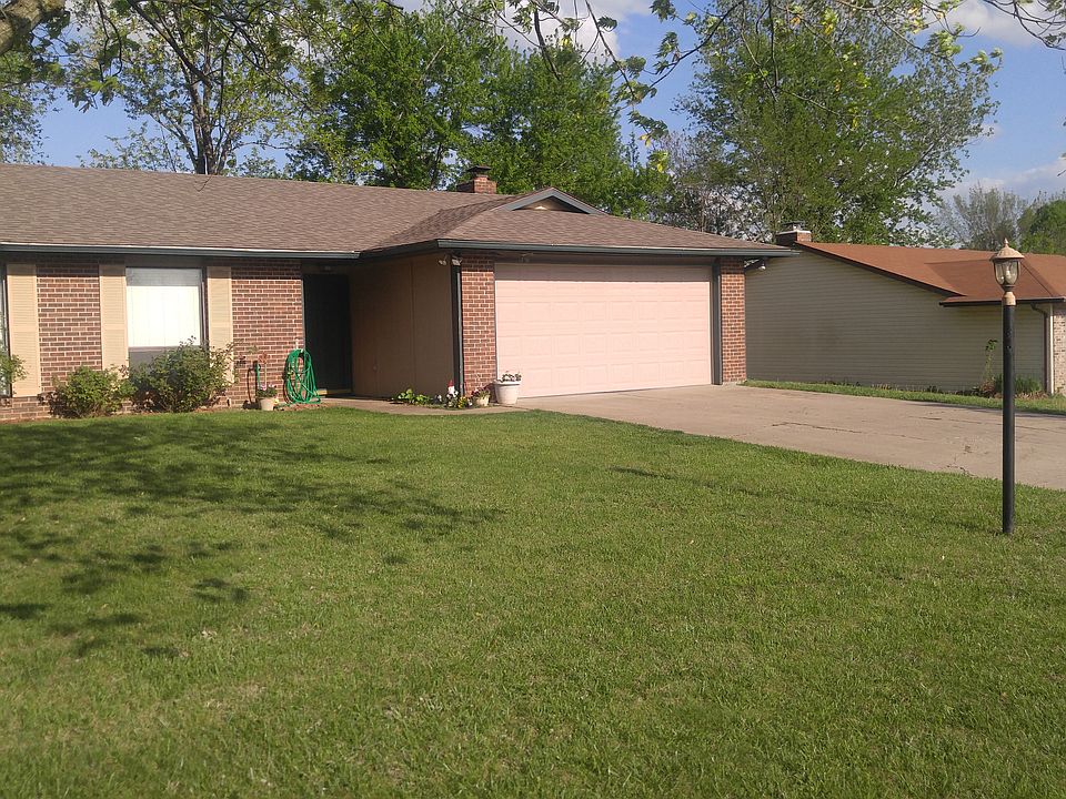 502 N Grace Lane 