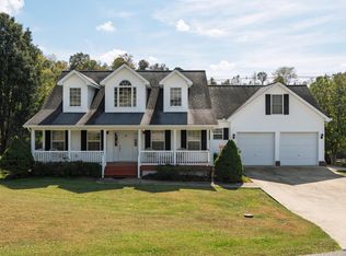 100 Eagle Bend Dr, Sadieville, KY 40370