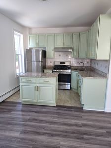 573 Minnieford Ave, Bronx, NY, 10464